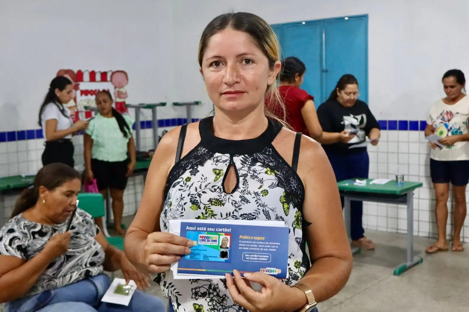 Foto 2 – Mangabeiras realiza entrega dos cartões do Programa Maranhão Livre da Fome