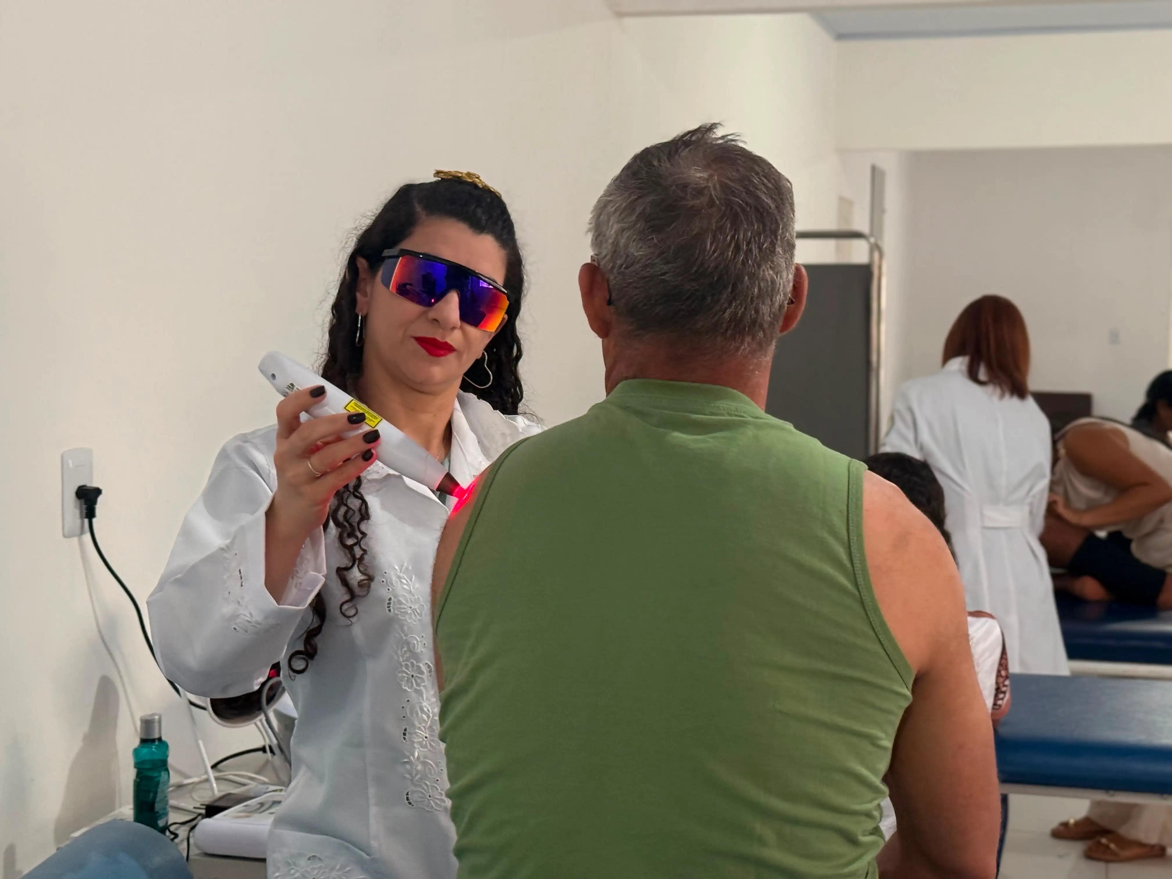 Foto 2 – Centro de Reabilitação de São Raimundo das Mangabeiras recebe novos equipamentos para fisioterapia