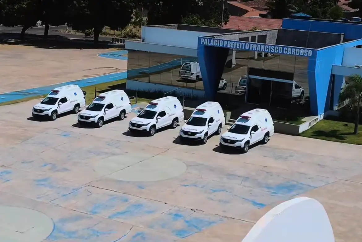 Prefeitura de Mangabeiras reforça frota de ambulâncias e fortalece atendimento à saúde